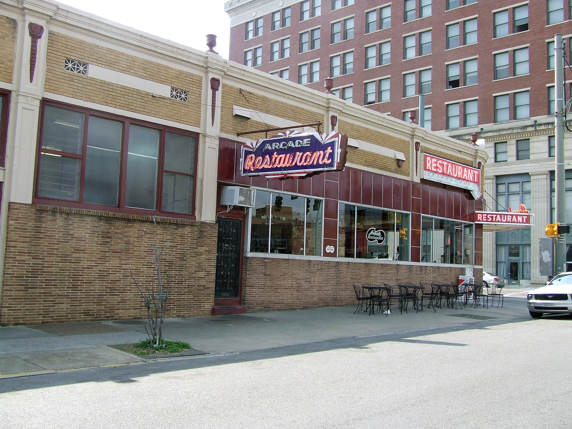 Arcade Restaurant-Mike Freeman