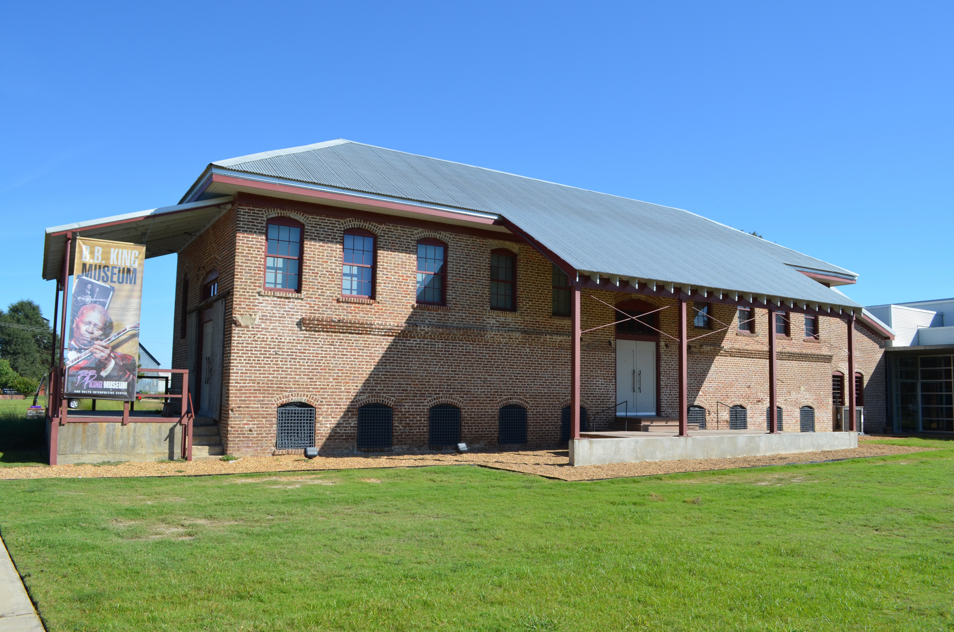 BB King Museum 3-LaSalle Geographic